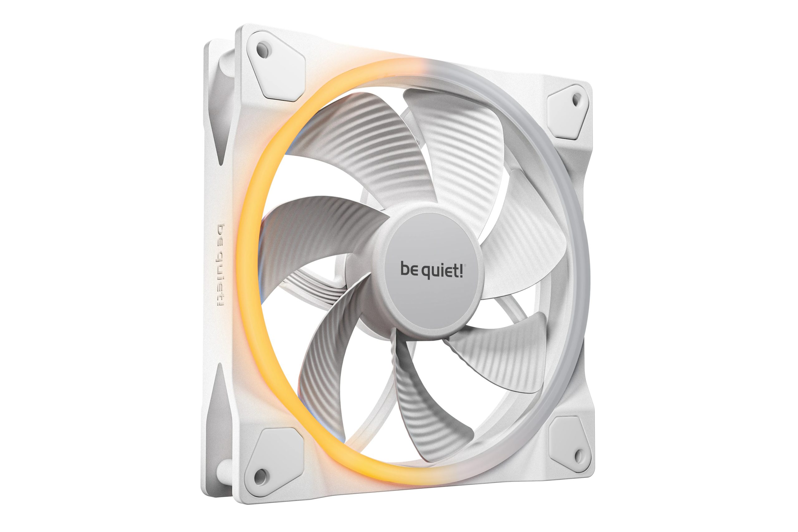 bequiet_light_wings_reversed_140mm_pwm_white_01_ihofg3-scaled-1 be quiet! LIGHT WINGS 140mm PWM Reverse White - Image 1